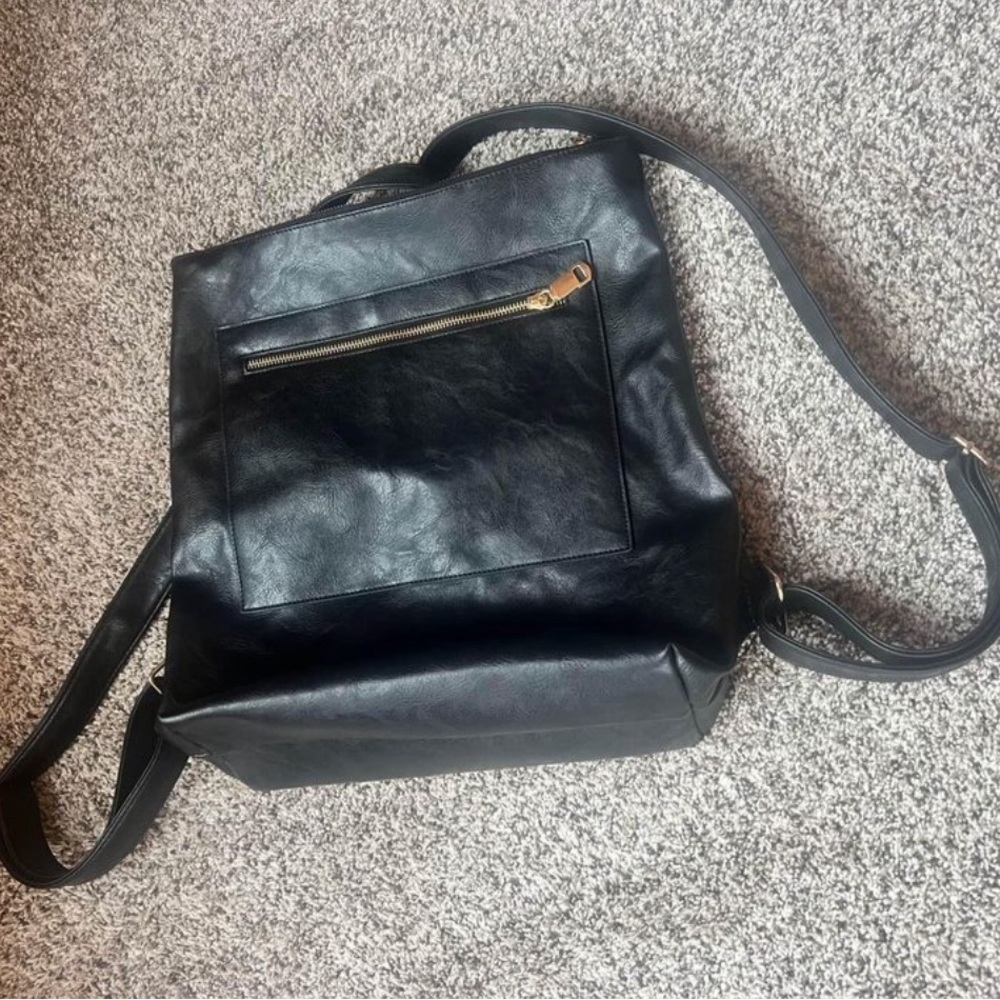 Modern Chic Backpack/Purse - Picture 2 of 4